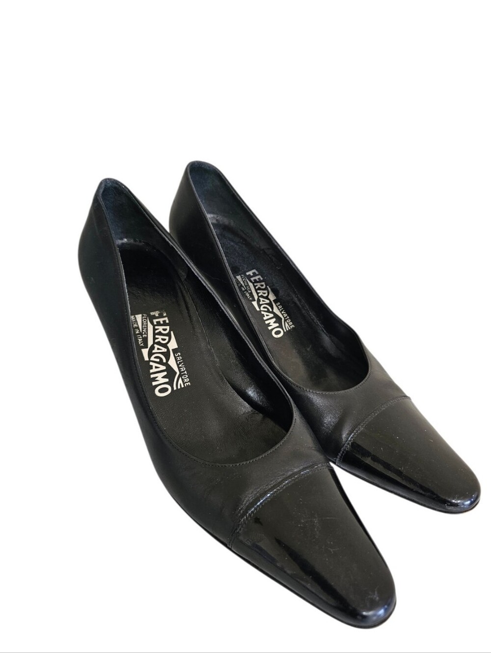 SALVATORE FERRAGAMO Point Toe Heels Women's 7 B Pumps Patten Leather Toe
